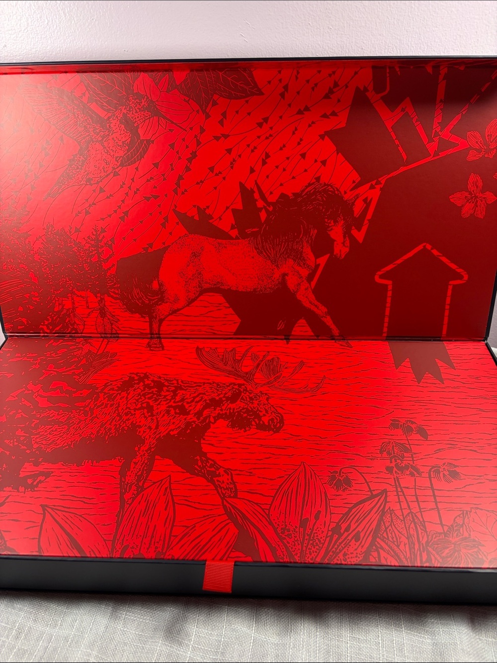 lululemon Team CANADA Collector Box Paris 2024 - Picture 6 of 16